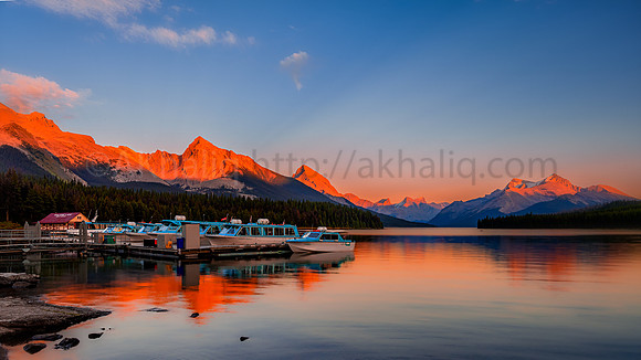 September sunset on Maligne Lake
